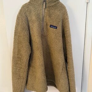 M Patagonia Beige Fleece Jacket 1/4 zip